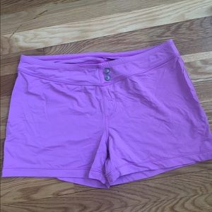 Athleta shorts size L